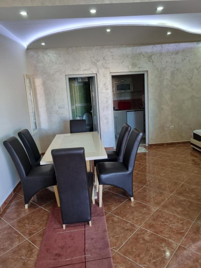 Apartmani Ani Bar Dış mekan fotoğraf