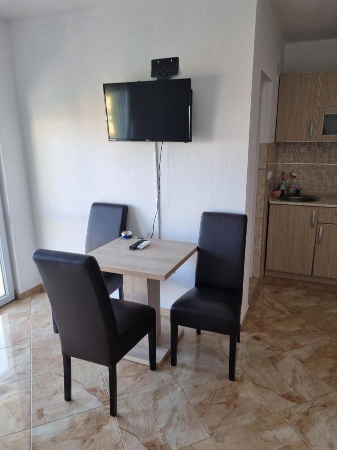 Apartmani Ani Bar Dış mekan fotoğraf